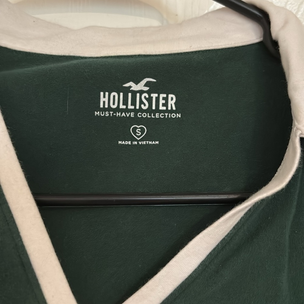 Hollister Green Polo Crop Blouse - Picture 2 of 2